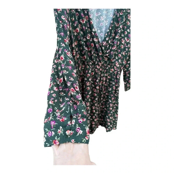 American Eagle Green Floral Long Sleeve Mini Dress // Size Medium - Picture 2 of 6